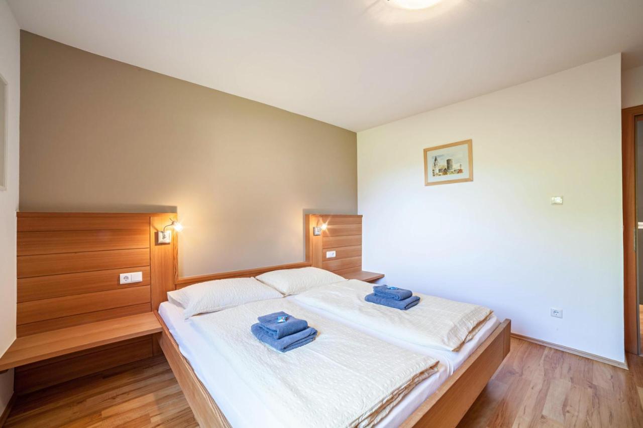 Pritscheshof Ferienwohnung Terrasse 말레스베노스타 외부 사진