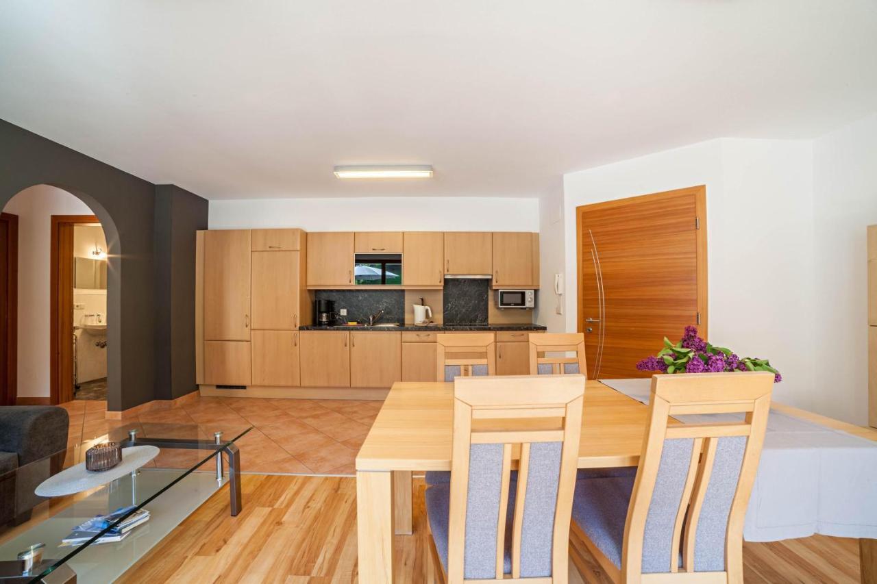 Pritscheshof Ferienwohnung Terrasse 말레스베노스타 외부 사진